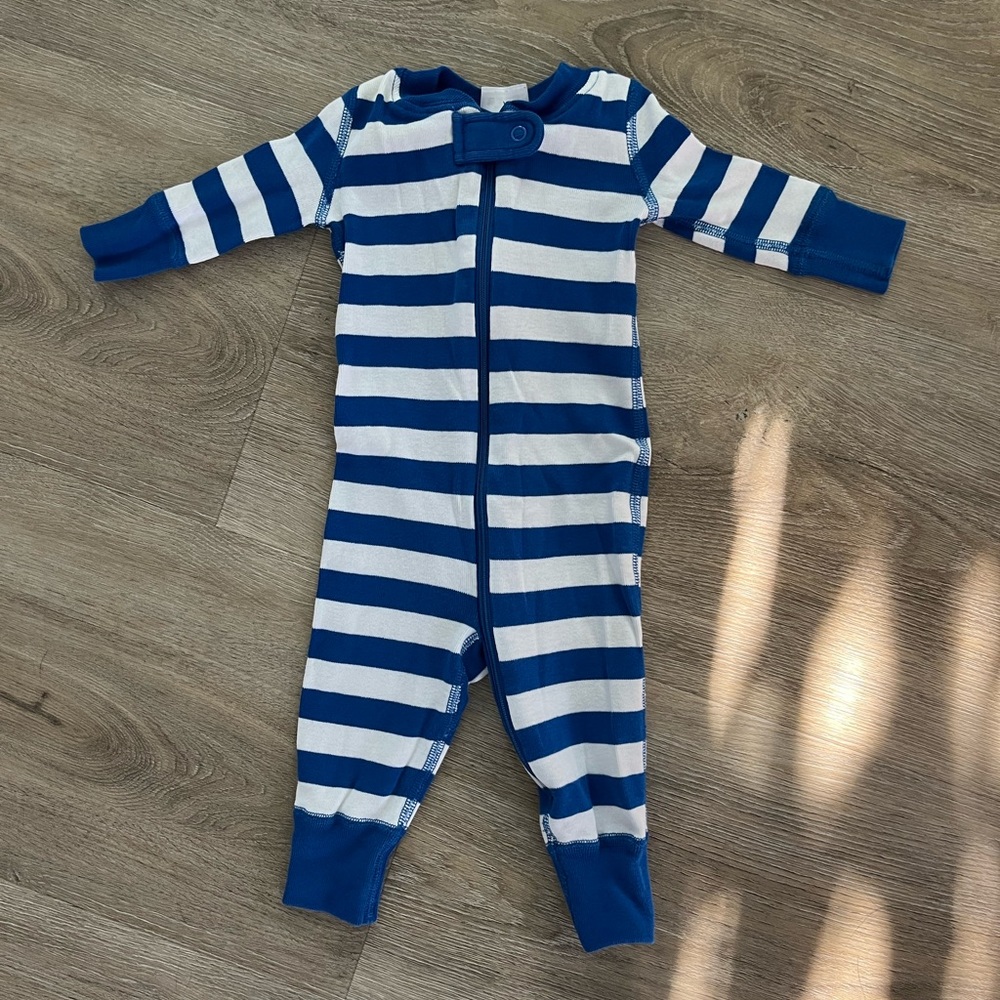 Hanna Anderson 50 (0-3m) blue and white striped long sleeve onesie
